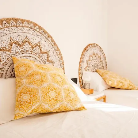 Apartment Oasis In The Heart Of - 2 Bedroom With Free Parking Seville